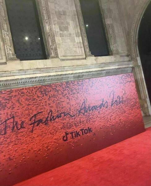 Good to be back…………..backstage, tool belt on with team MN ❤️ 