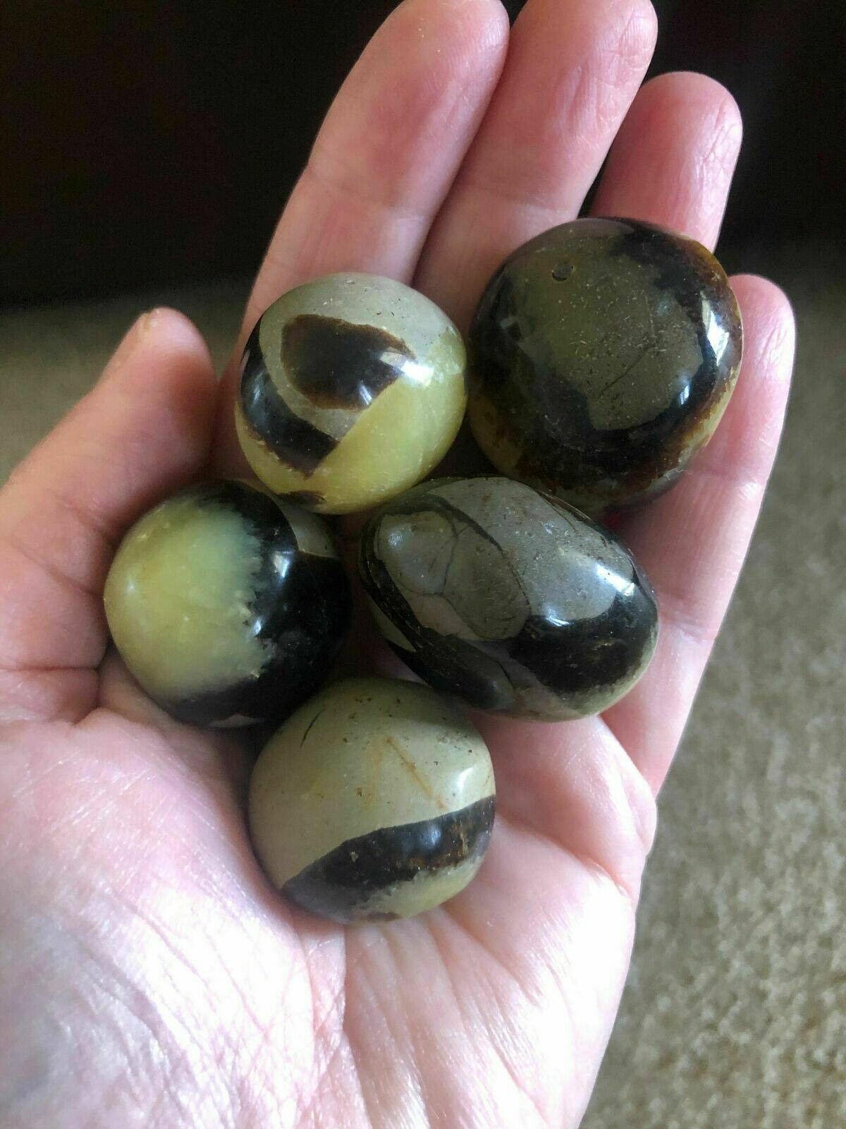 Septarian tumblestones