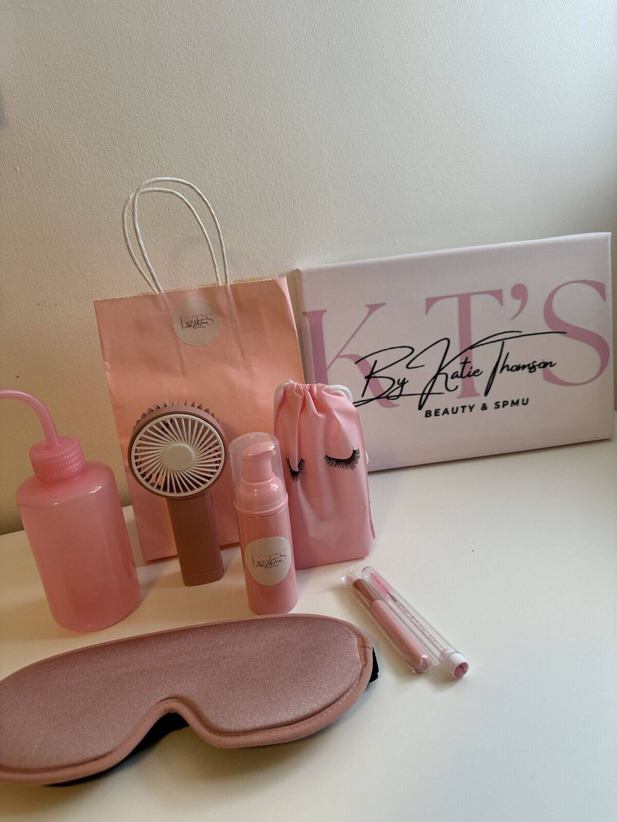 Full eyelash extension aftercare kit £25
