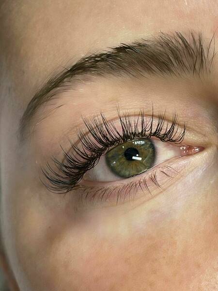 Wet Look Lashes
