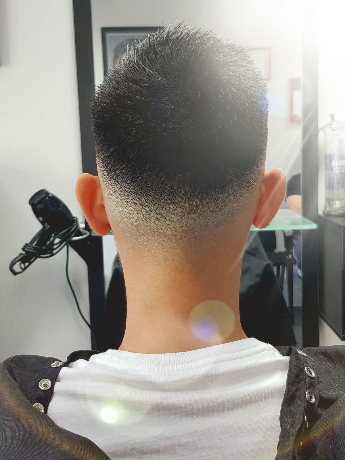 Style: Mid Skin Fade