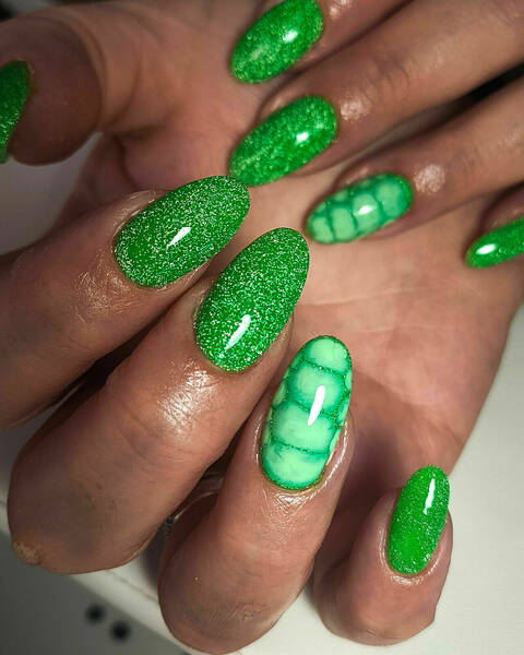 Remplissage gel longueur nail art simple