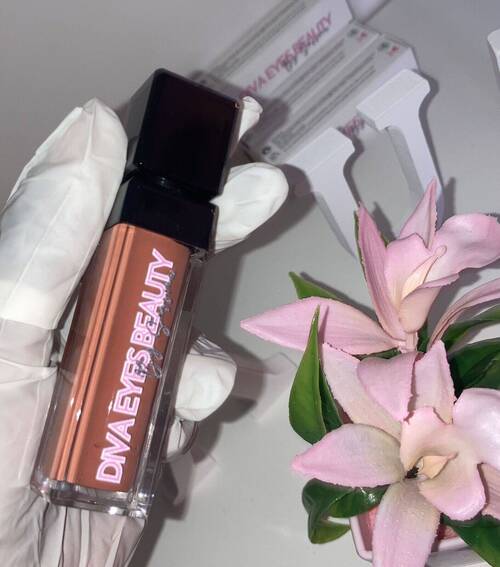 Gloss Matte De Luxe - Teinte No Guidance - Diva Eyes Beauty By Sassouw