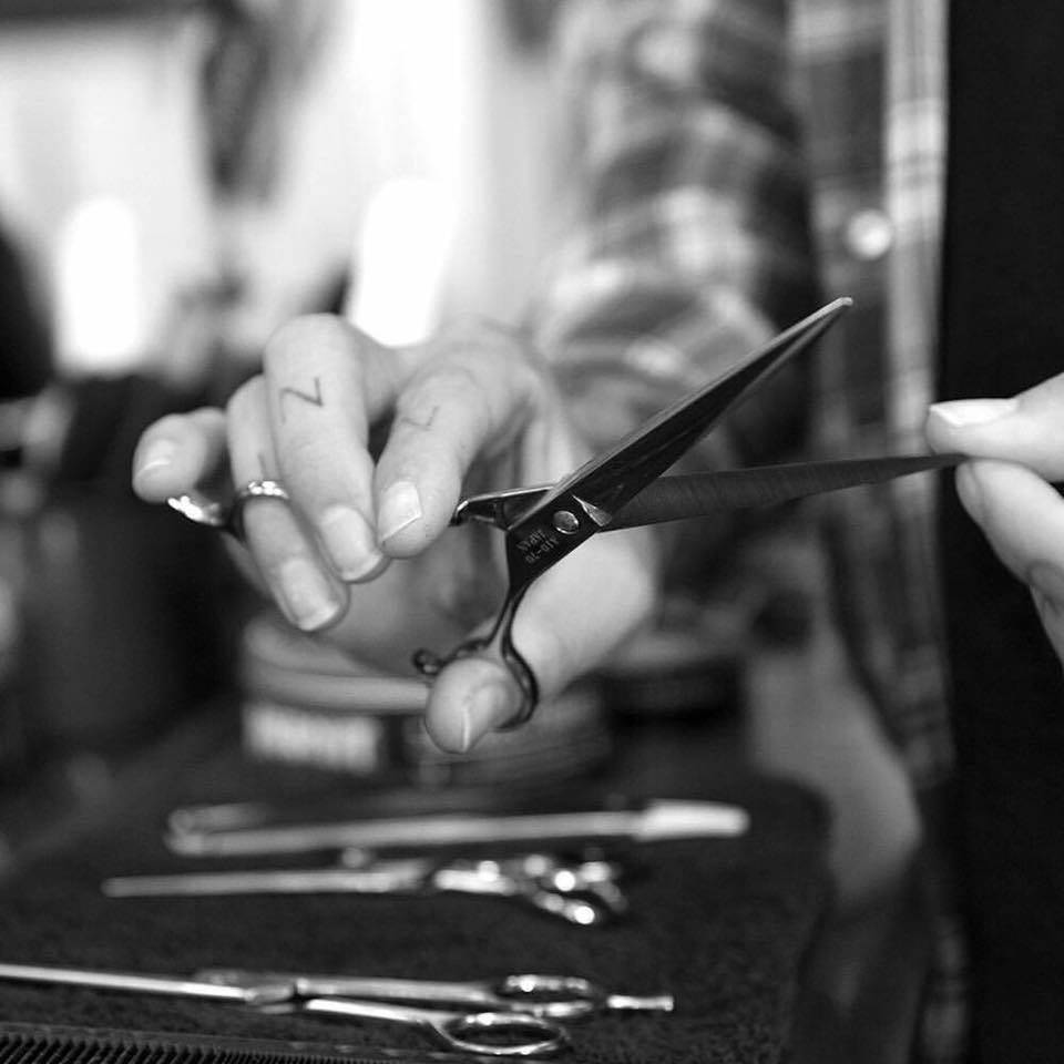 Back open tomoz 8.30 - 4.00 