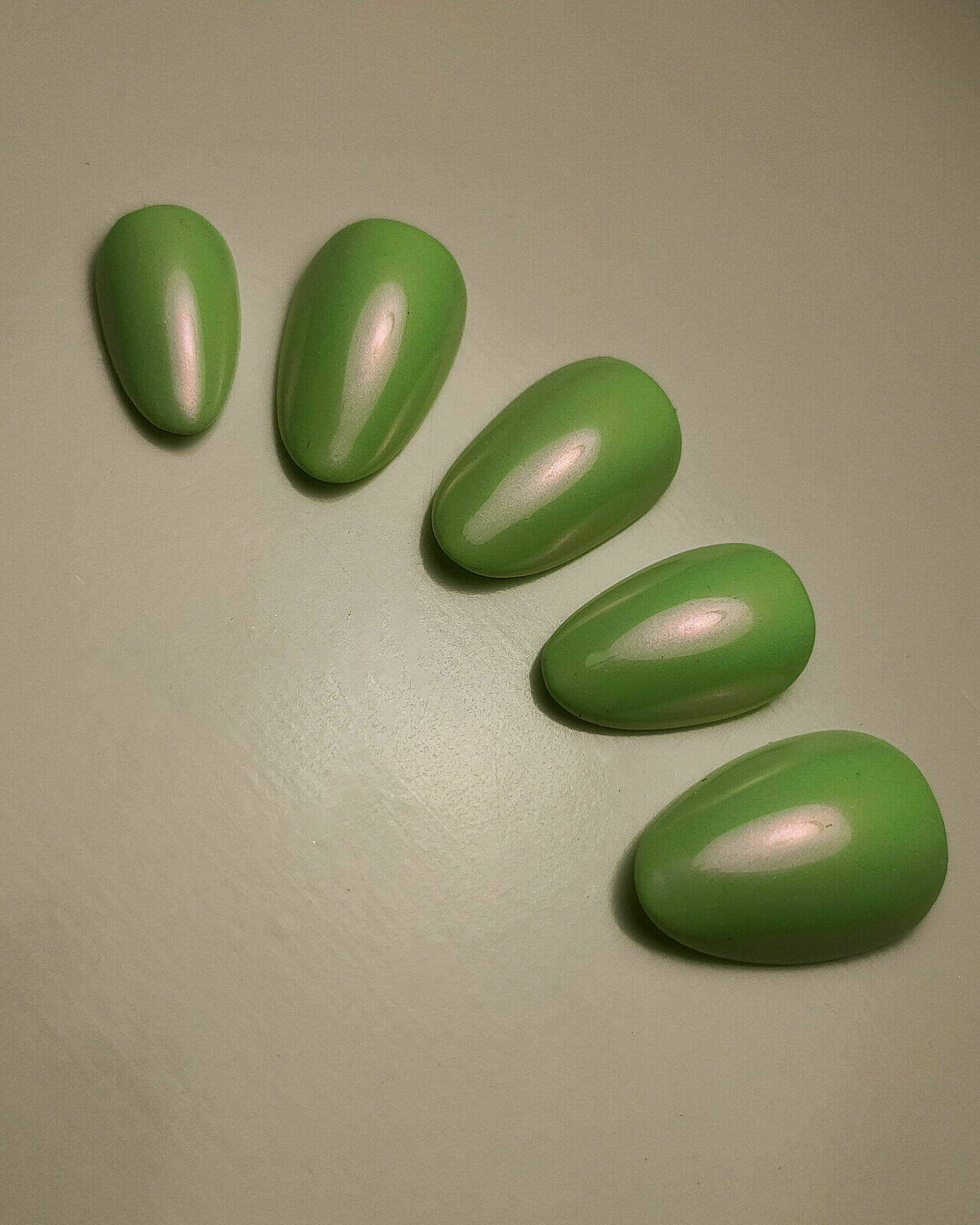 Press on nail art simple