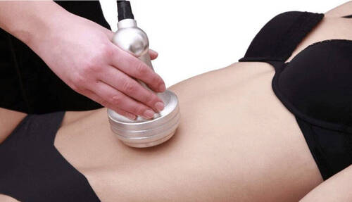 LA LIPOCAVITATION - 30 min x 10 séances - Zones de soins : Ventre, hanches, cuisses, genoux, bras.