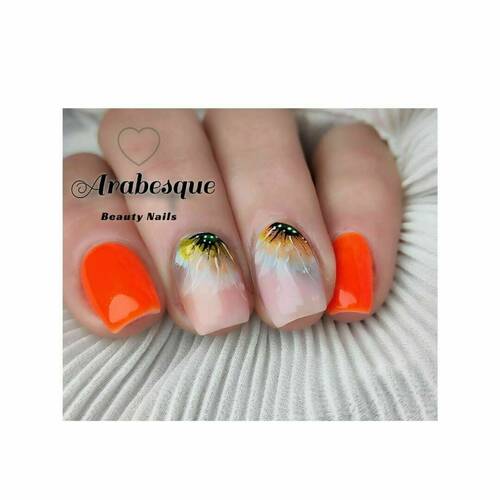 Remplissage gainage et nail art à main levée 