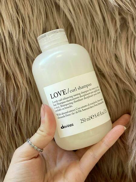 Love curl shampoo