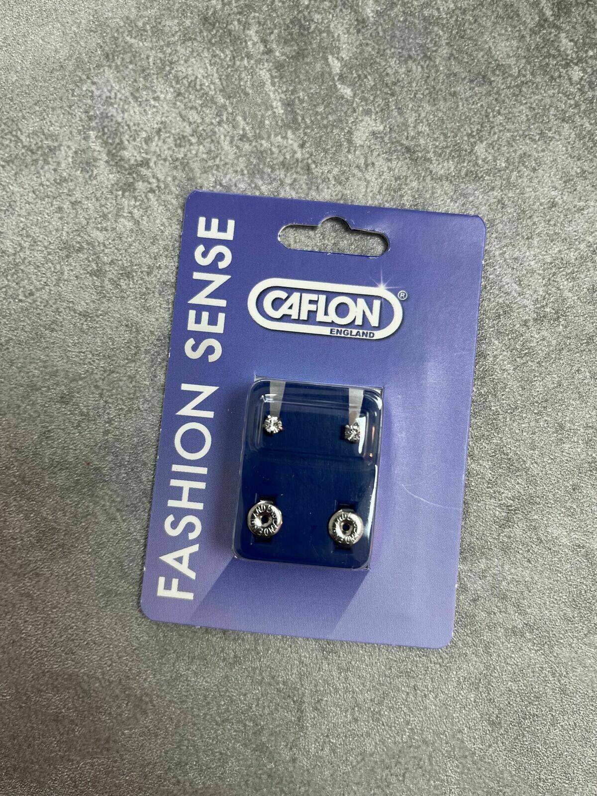 Caflon earrings single pack