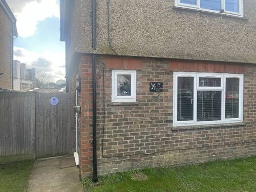 Enhance Your Features- Lash den, 28 Norman road