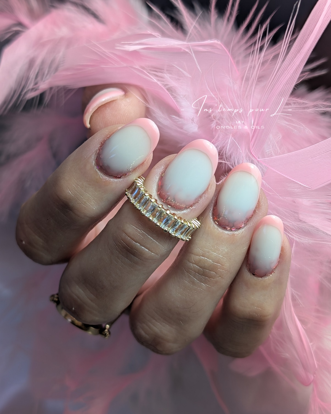 Gainage gel et incrustation paillettes 