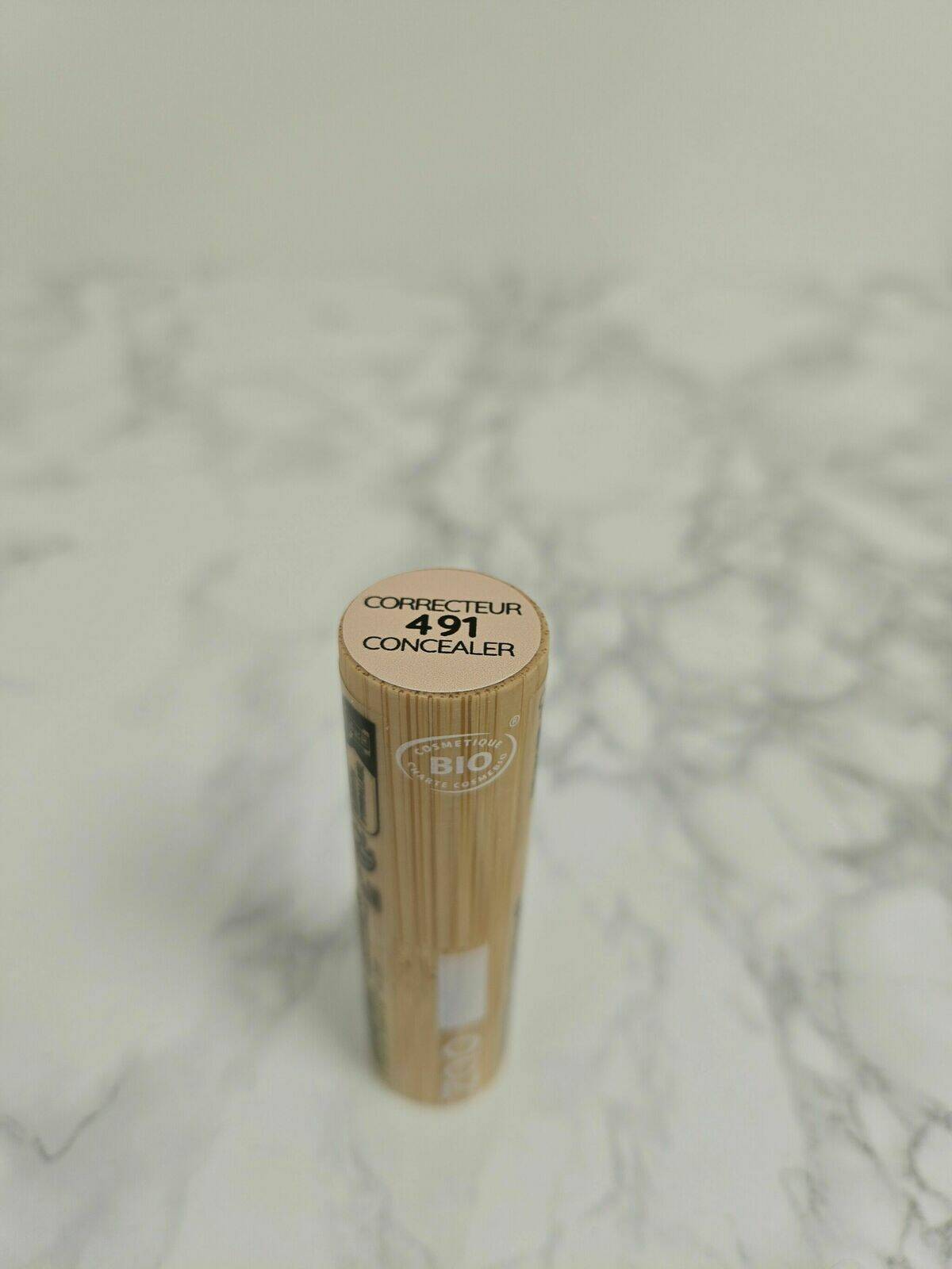 Correcteur en stick 491 très claire 