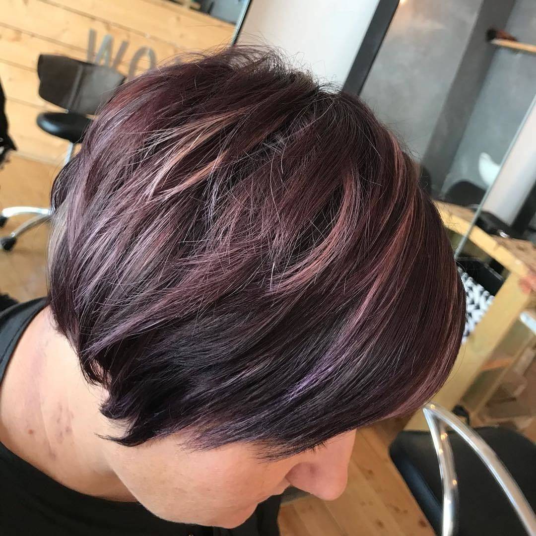 Purple hair 

@imogenjameson_