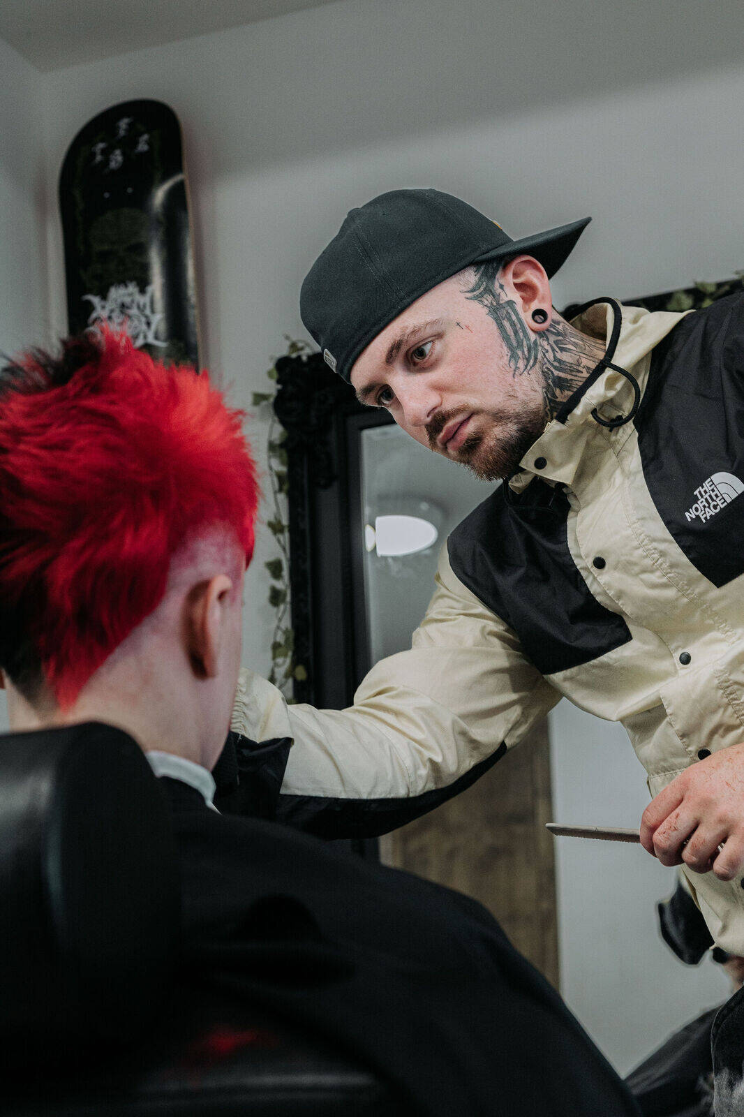 Filename: mens-haircut-buxton.jpg Alt text: “Men’s haircut at KVLT Hair barbershop in Buxton”