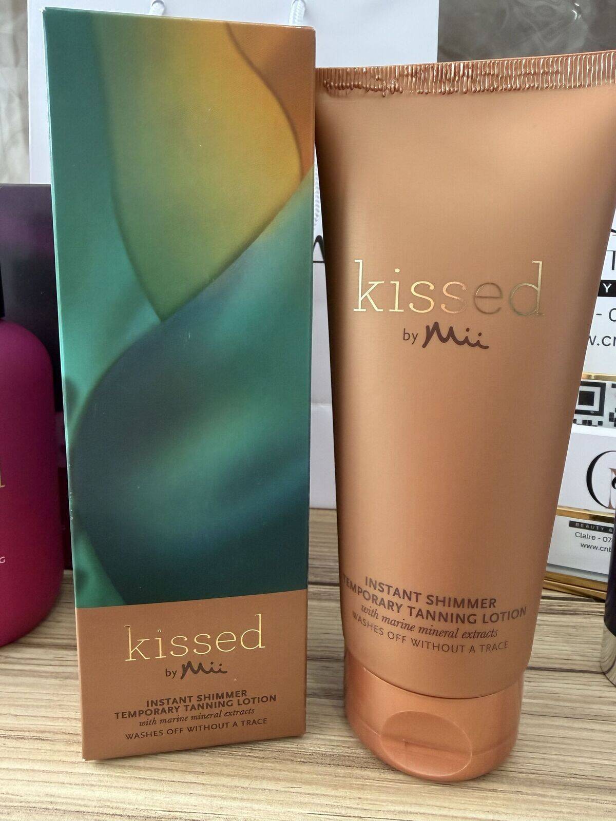 Intense Shimmer Temporary Tanning Lotion