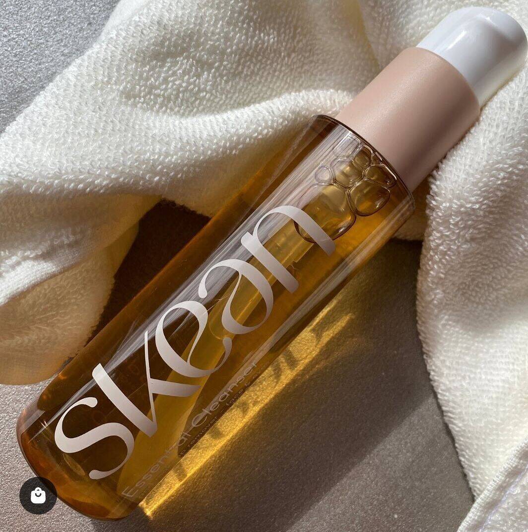 Schäumender Gesichts- und Augenreiniger und Make-up-Entferner mit Aloe