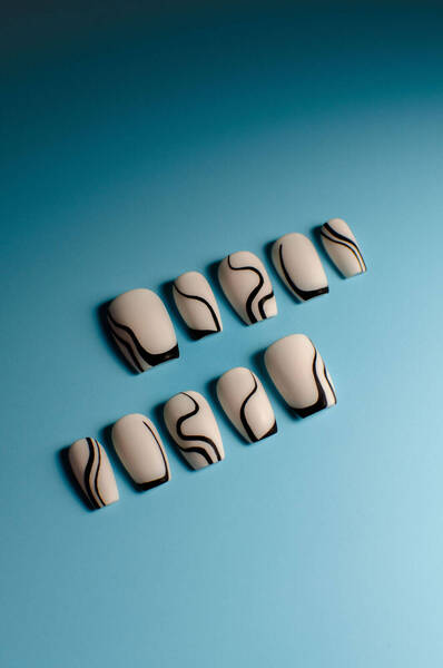 Press on nail Automne 2024
