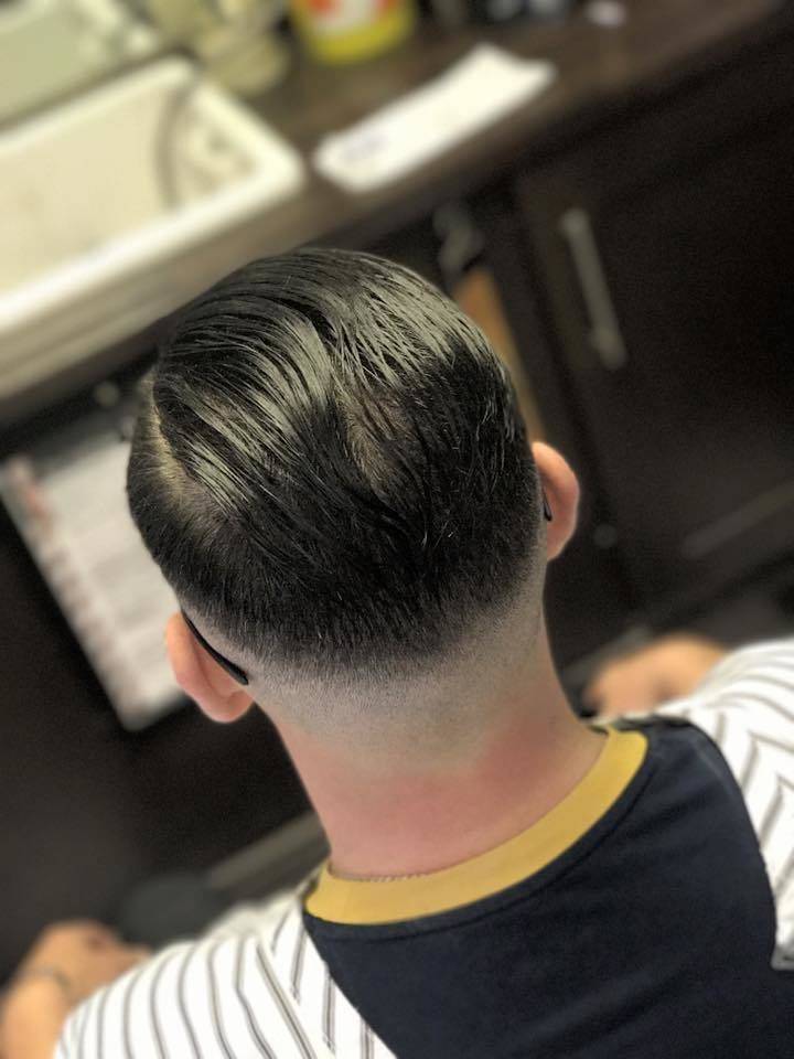 Thought it would have died down with the schools back! But nope you just keep coming;) mad day yet again thank you it's much appreciated. Walk in or book on www.37thebarber.co.uk ✂️