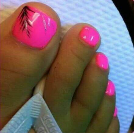 Pink toes 