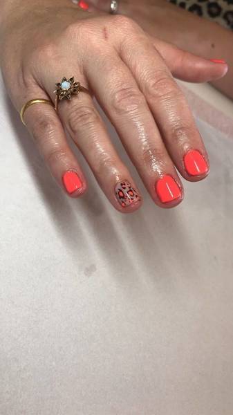 Love a print what a summer colour 