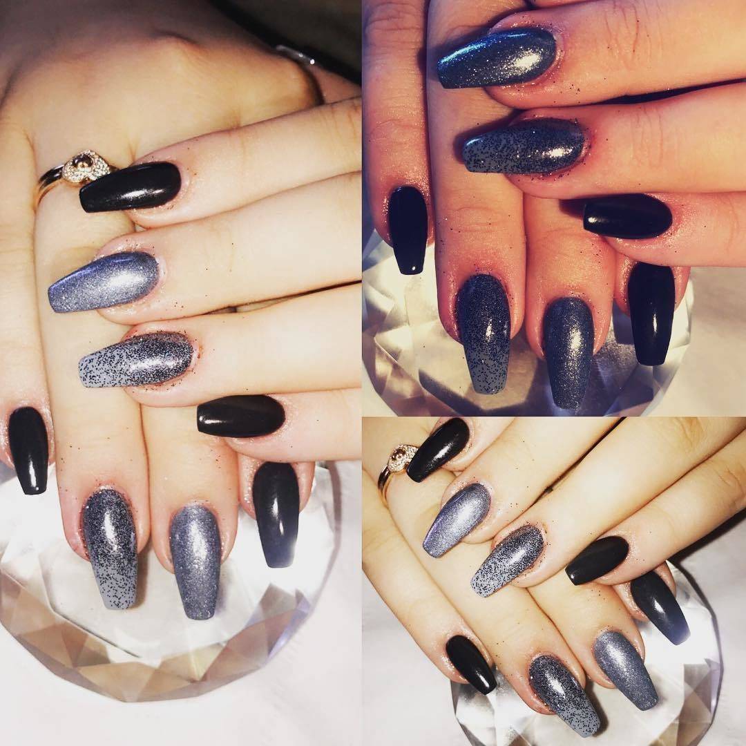Greys  #asphalt #mysticslate #additives #gunmental #lecenteglitter #cnd #ballerinanails #acrylicnails #nailsofinstagram #instanails #nailtech