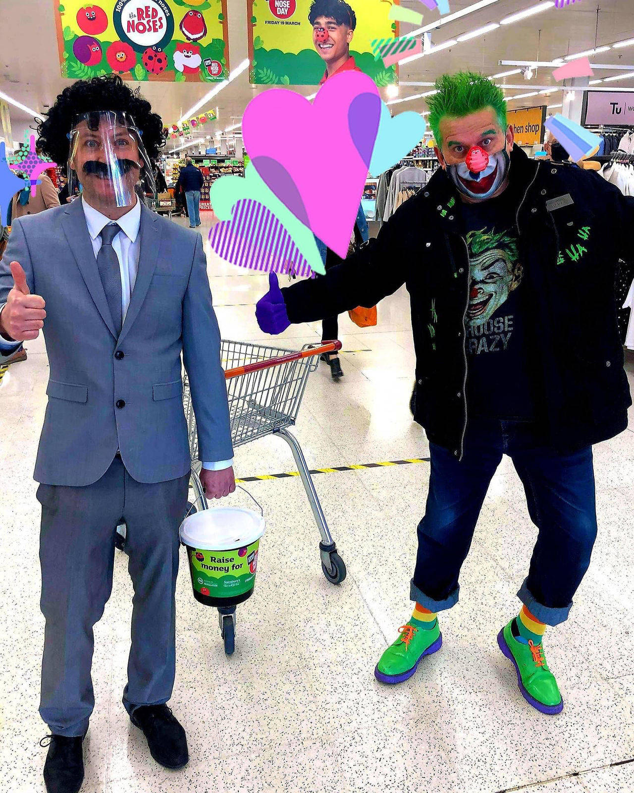 The Joker (aka Simon Foxen) helping Borat raise funds for Comic relief in Sainsbury’s 😃👍😃