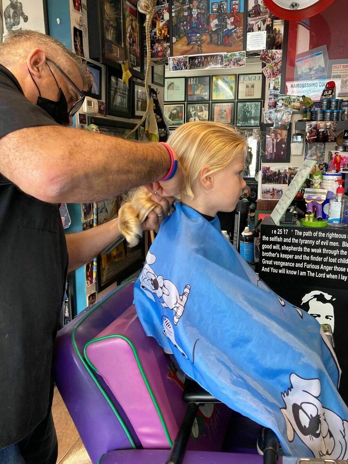 Congratulations to young Blake who had his long hair cut off and kindly donated it to the Little Princess Trust. Hero Blake.👍😃👍