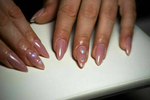 Manucure gel +extensions longueur nail art simple