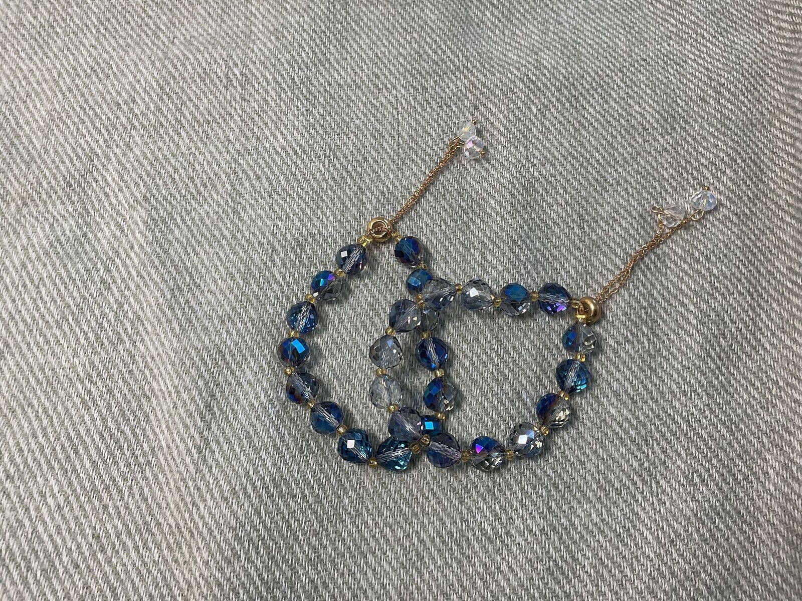 Bracelet en perle de verre goute d’eau 