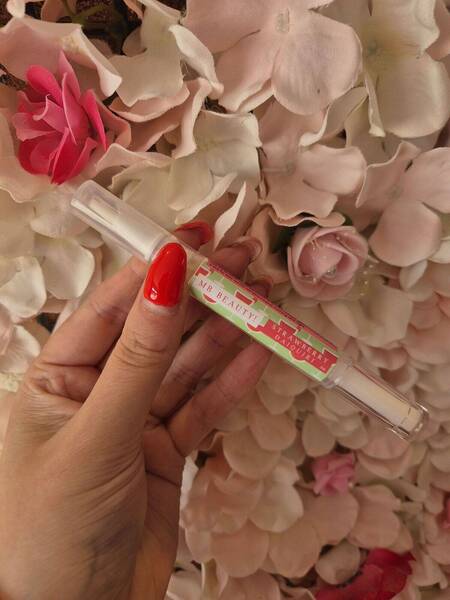 MB BEAUTY Cuticle Oil Strawberry Daiquiri 