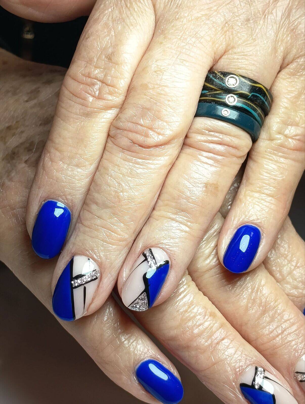 Remplissage et nail art 