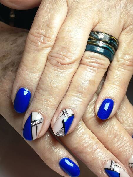 Remplissage et nail art 