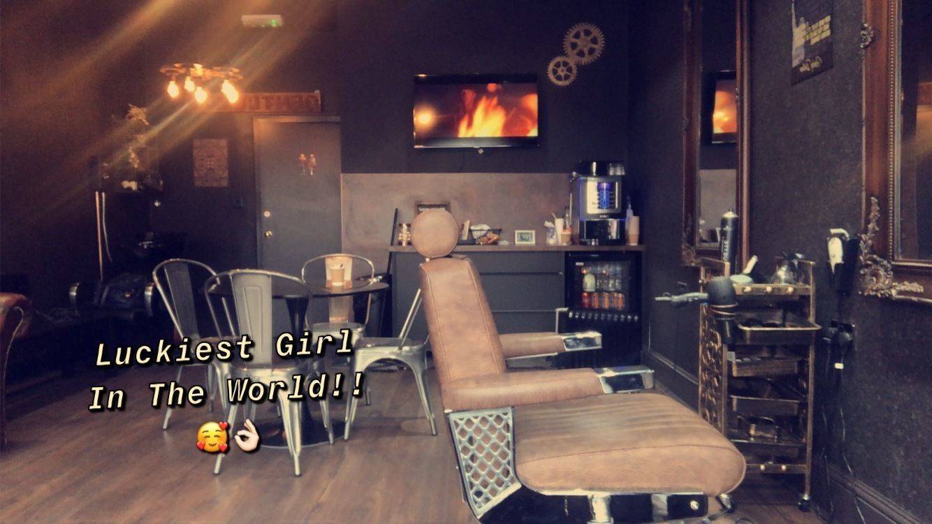 So Lucky To Work In This Great Space Created For Your Comfort