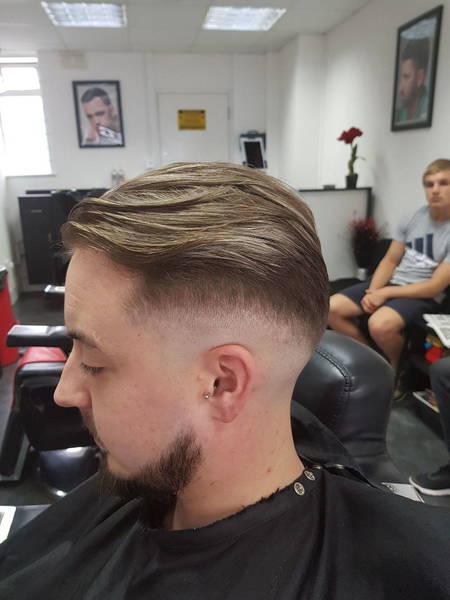 Style: Mid Skin Fade