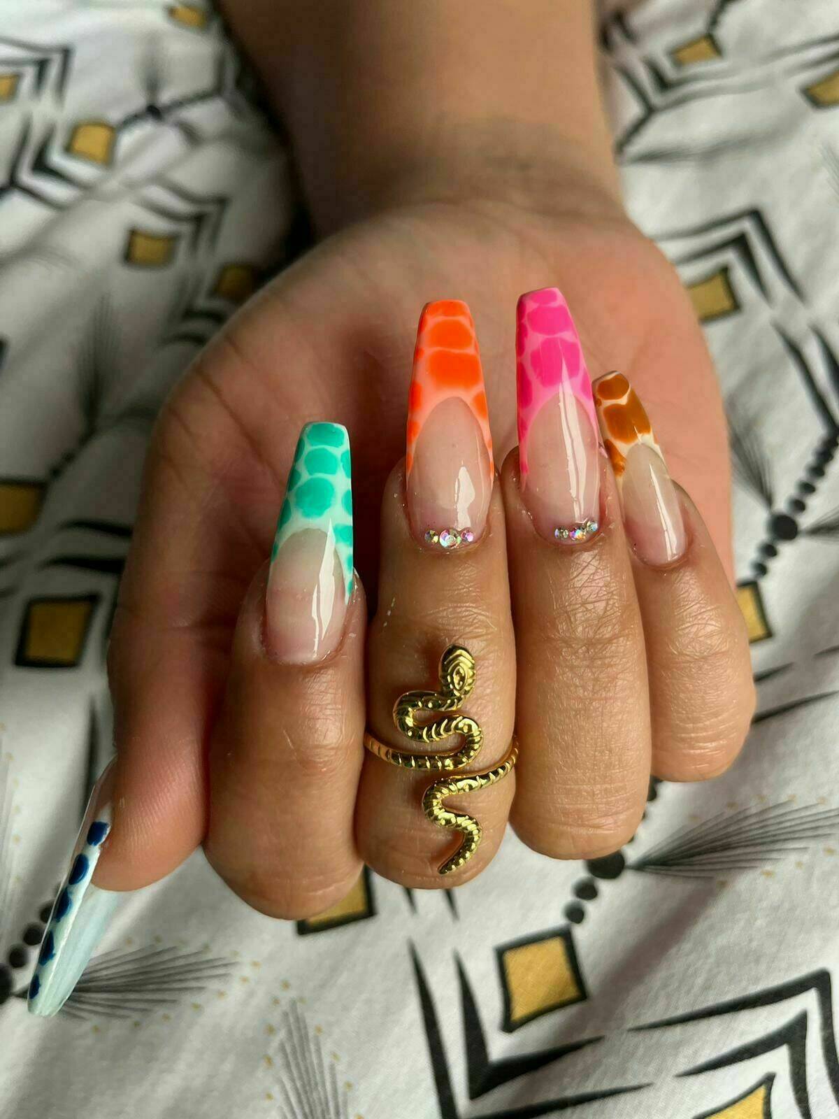 Pose capsules | Taille XL | Nail art niv. 2 - Effet croco