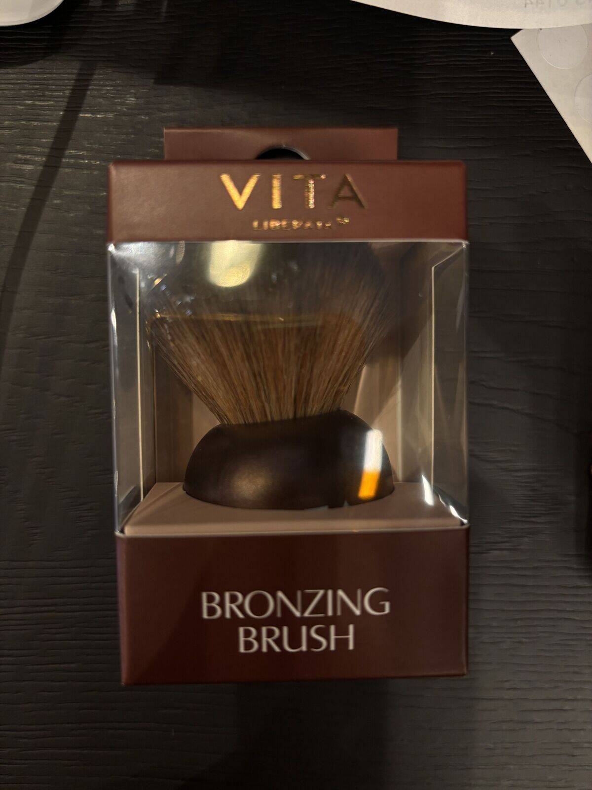 VITA bronzing brush 