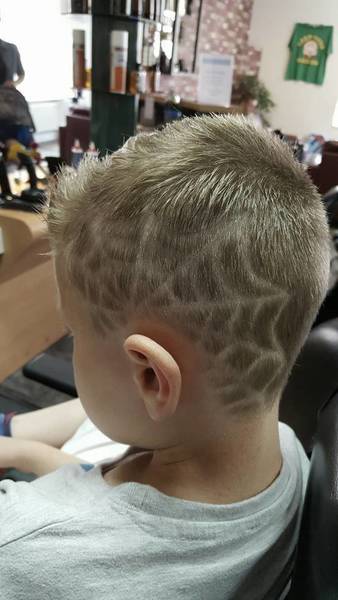 spider web pattern design done by Mick