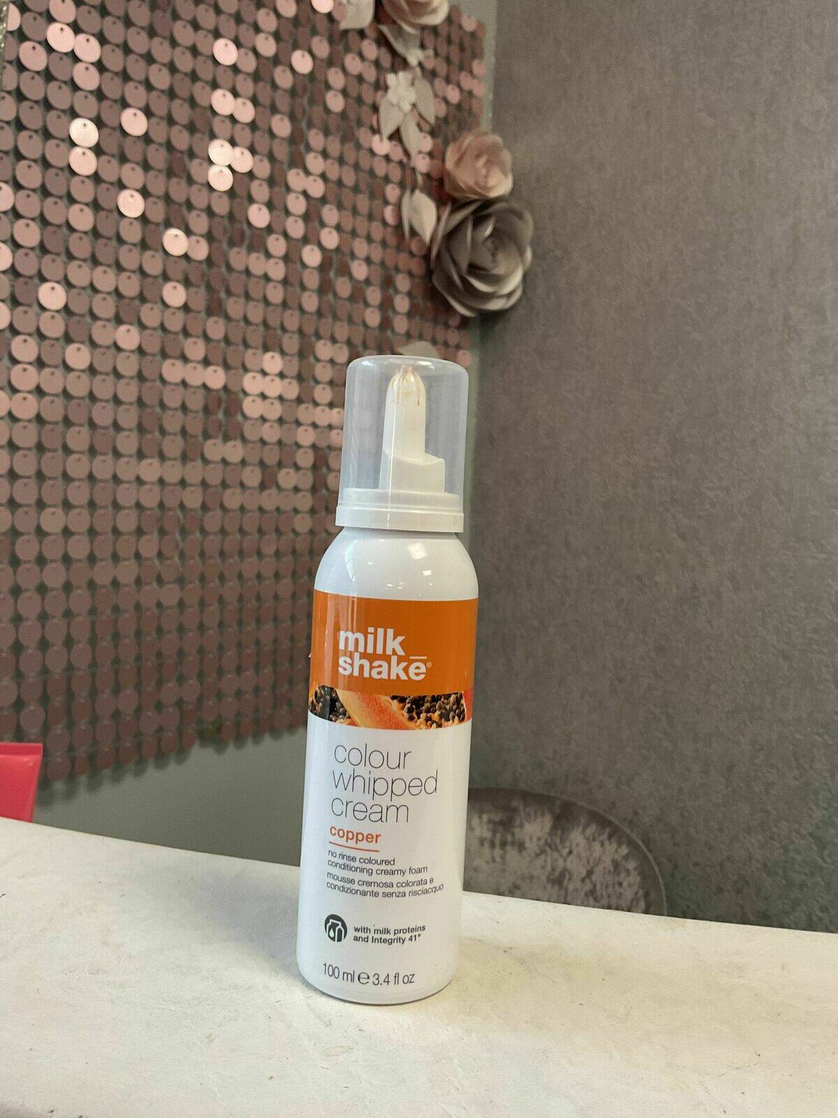 Milk shake colour whipped cream copper