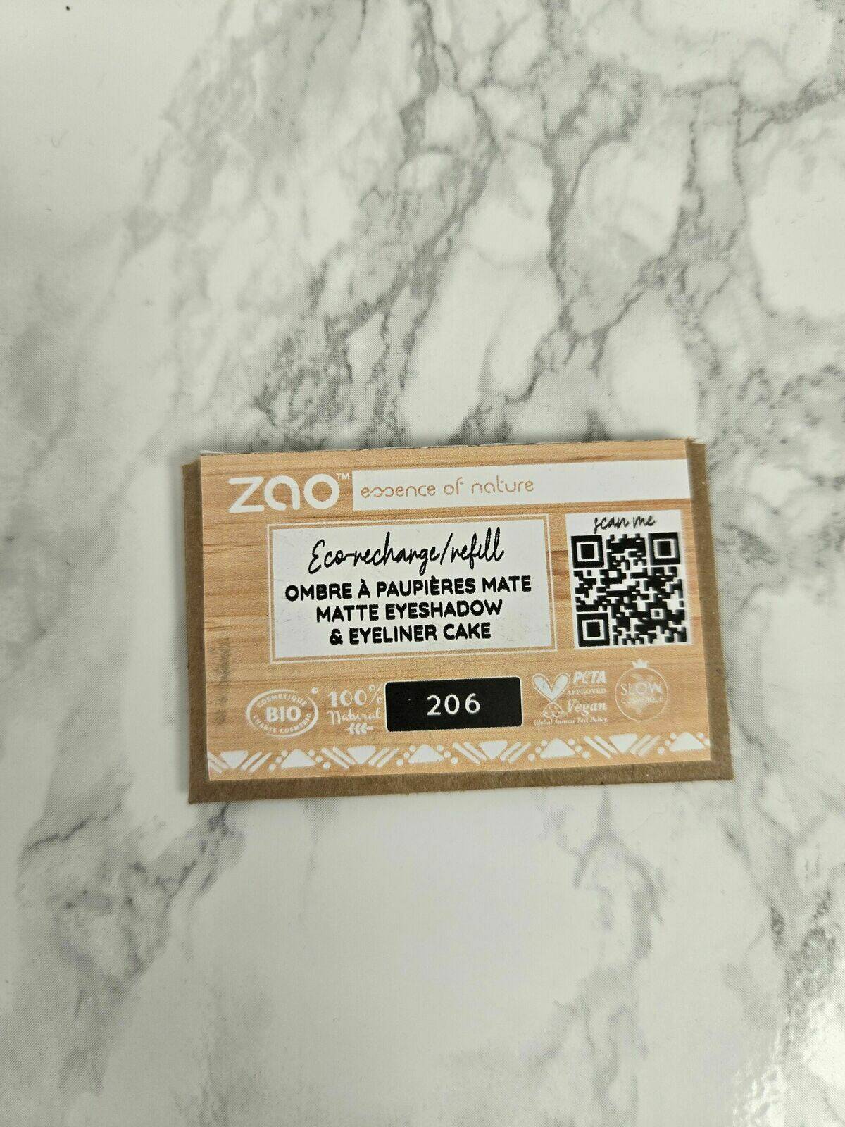 Ombre à paupières mate 206 Noire