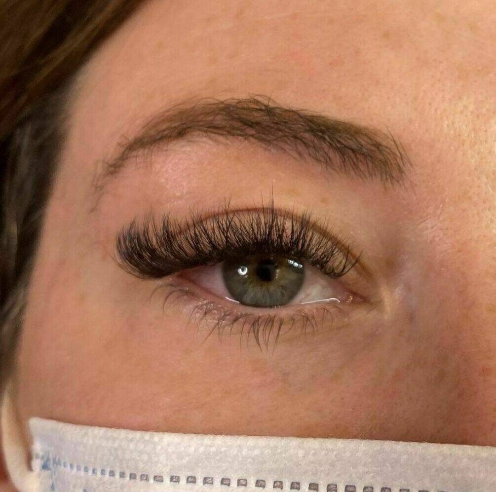 By Luci/Pretty Little Beauty