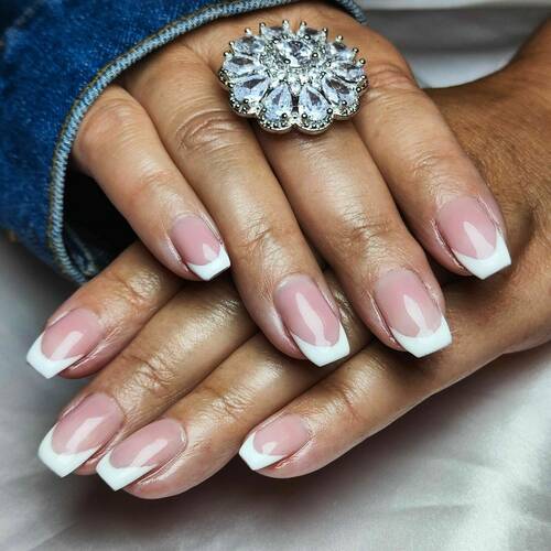 Gainage avec french manucure 