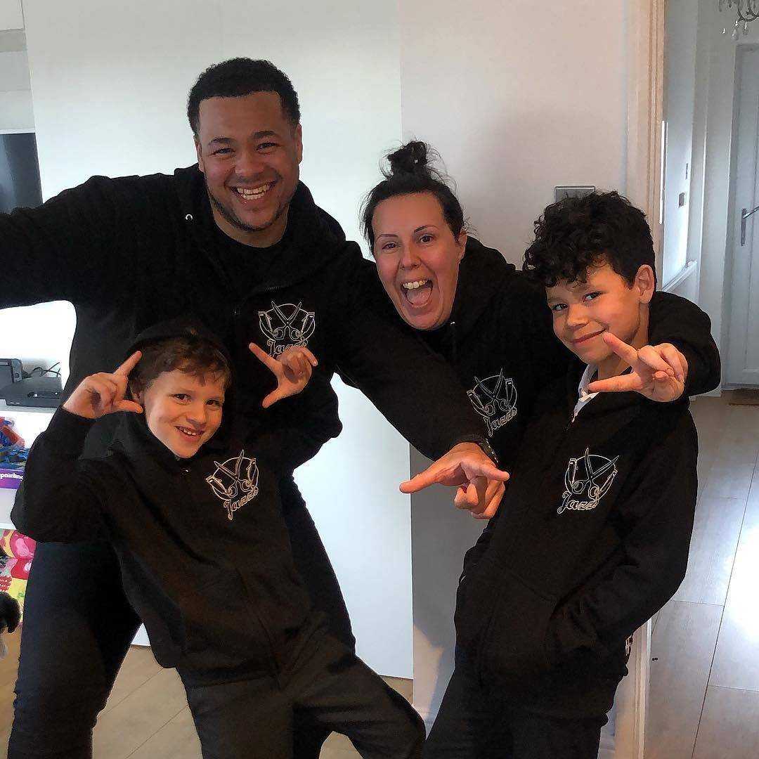 on a scale of 10, How excited does the fam look...
We reppin jazz’s round here!!!
Stayfresh
#jazzs #barbershop #northhykeham #family #stayfresh