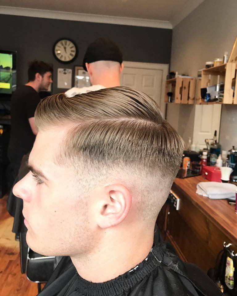 Love the clean, classic look. Never goes out of style! Shops open till 8pm tonight #blackdogbarbers #barber #sidepart #classic #clean #barberlife #barbershopconnect