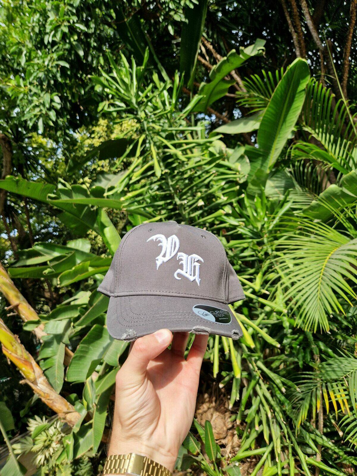 VB Cap Distressed In Grey