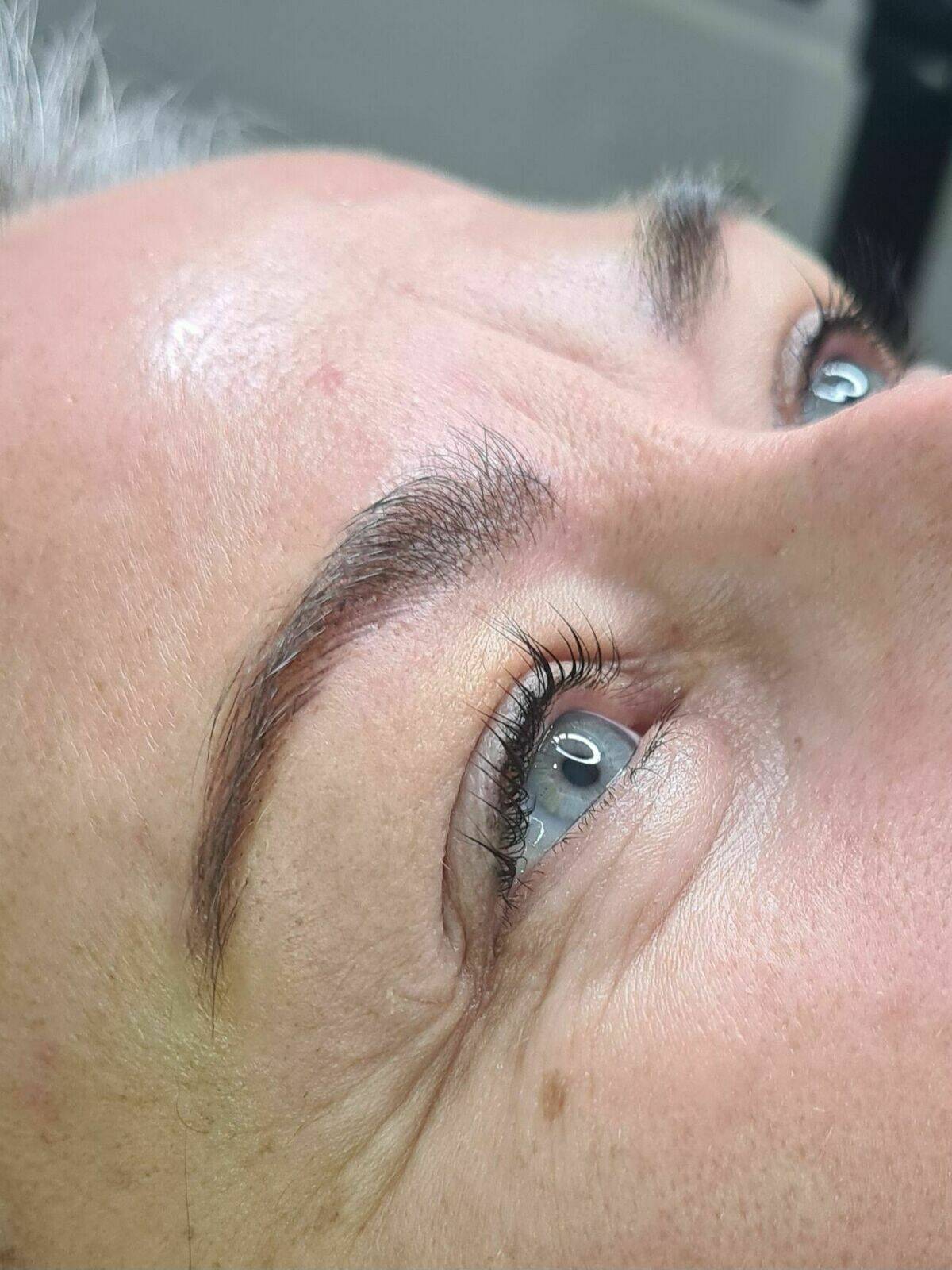Microblading for a natural looking full brow