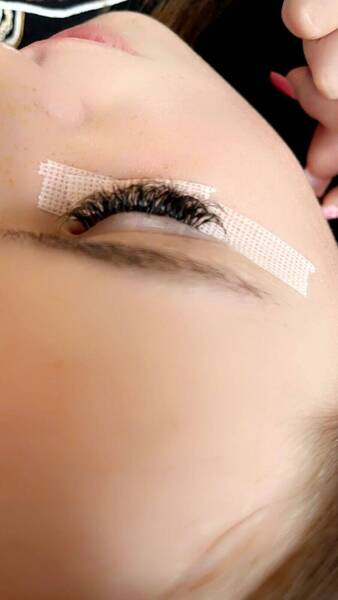 Love lash days don’t you? 