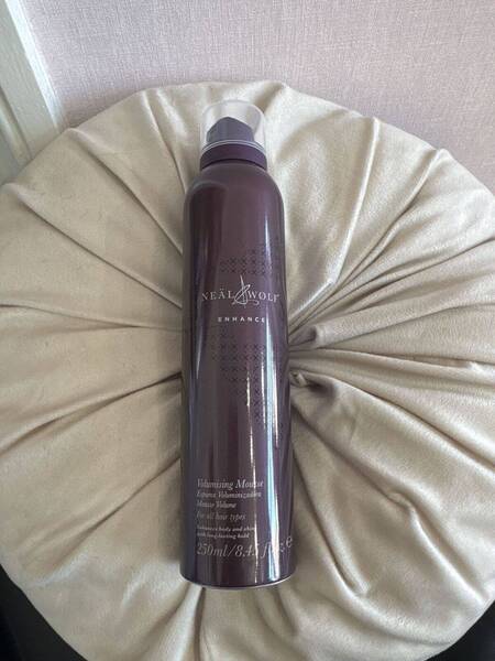 NEAL&WOLF Enhance Volumising Mousse 