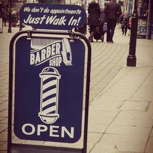 https://jjsthebarbers.nearcut.com