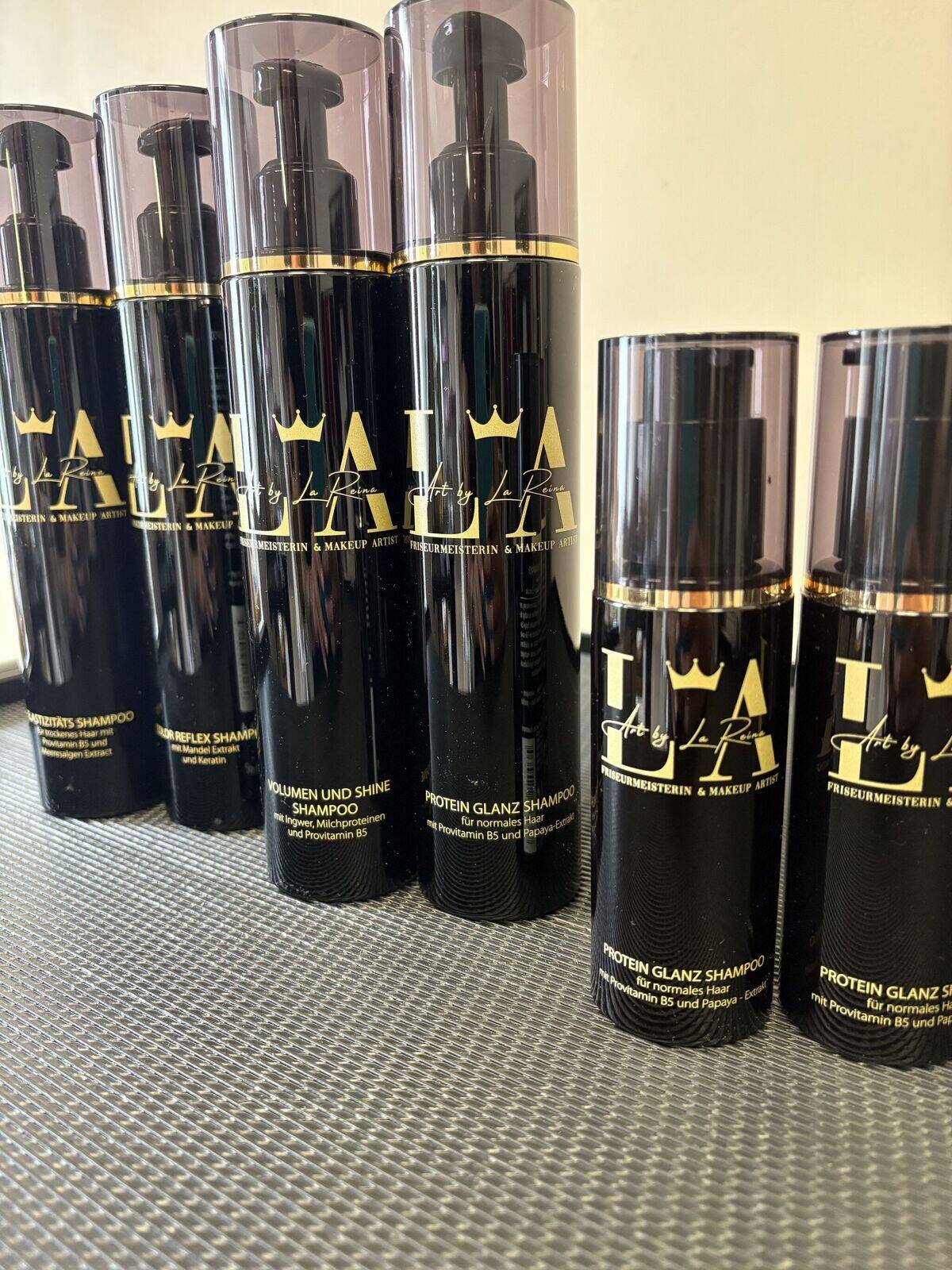 COLOUR REFLEX SHAMPOO mit Mandelextrakt und Keratin