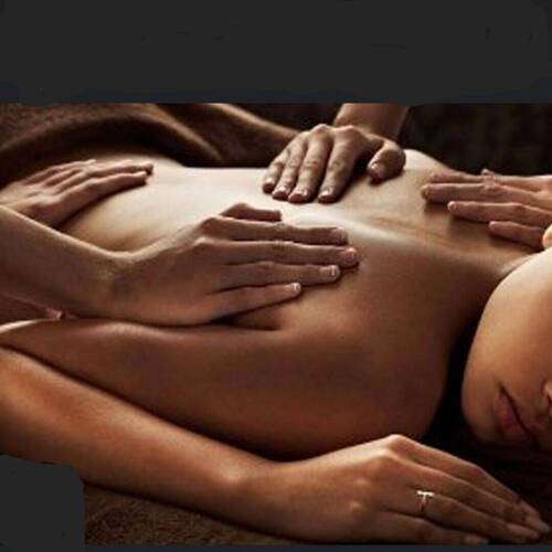 Massages 4 mains sur table 